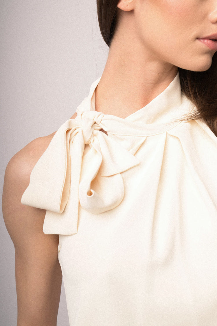Top allamericana con fiocco