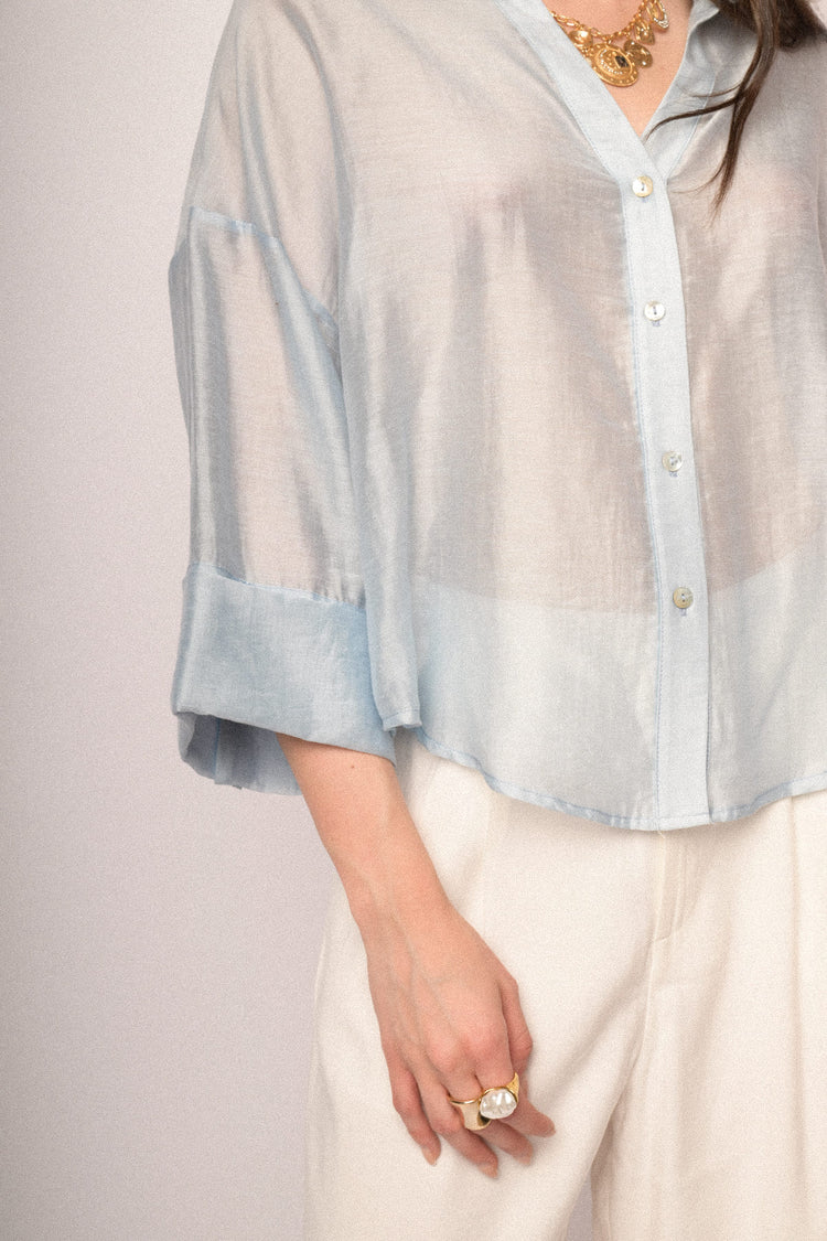 Camicia boxy-fit misto lyocell azzurro con maniche ampie