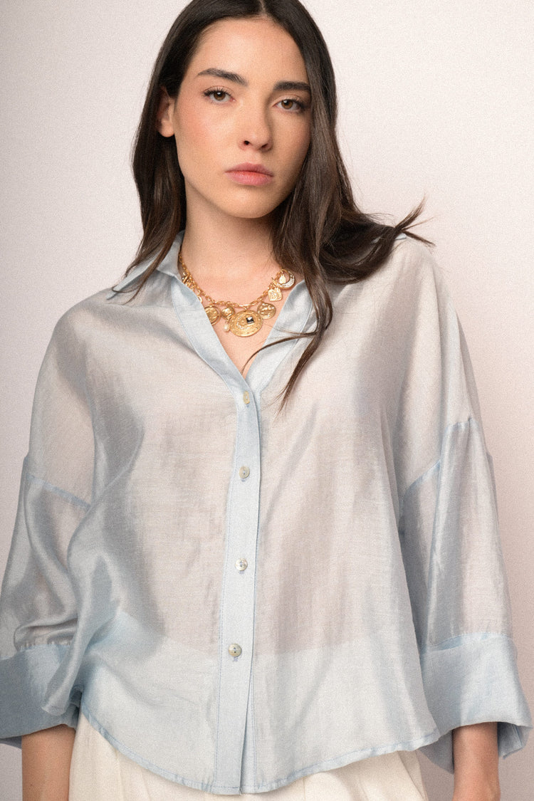 Camicia boxy-fit misto lyocell azzurro con maniche ampie