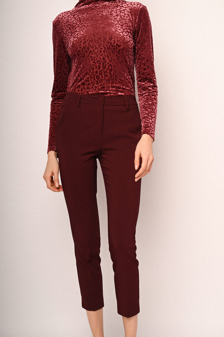Pantaloni basic slim-fit