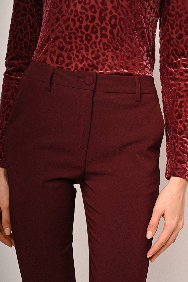 Pantaloni basic slim-fit