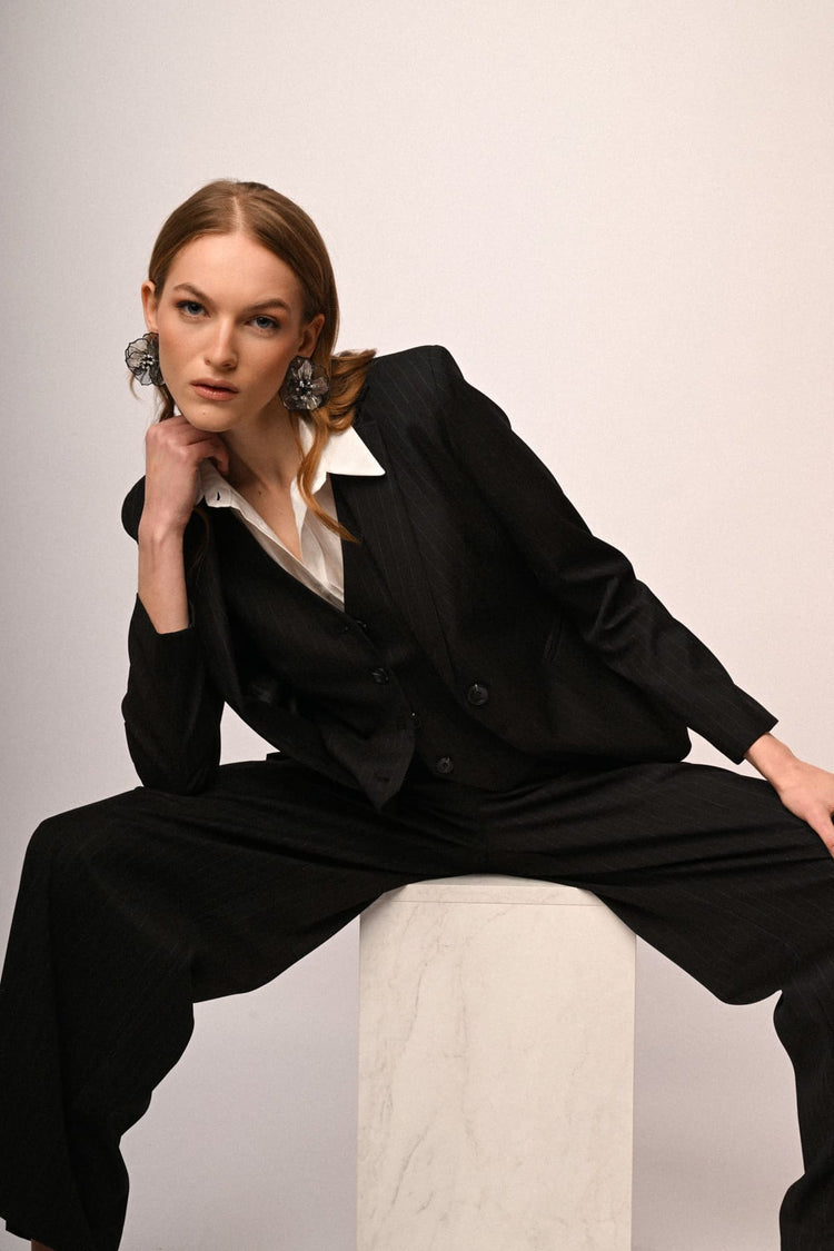 Blazer monopetto in gessato nero