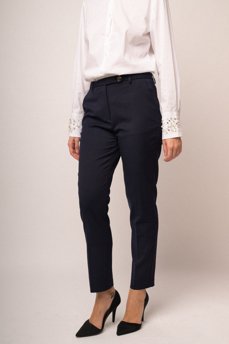 Pantaloni basic con linguetta