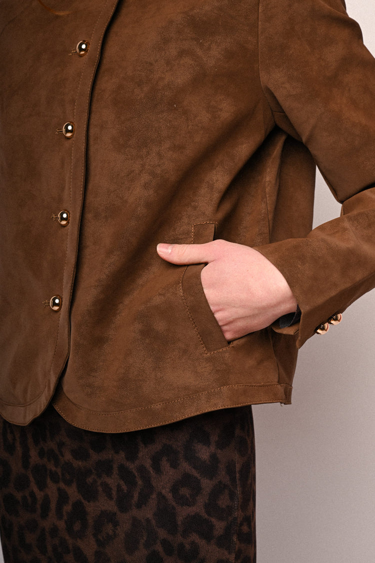 Giacca in faux suede con bottoni