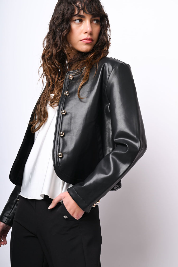 Giacca in similpelle con bottoni