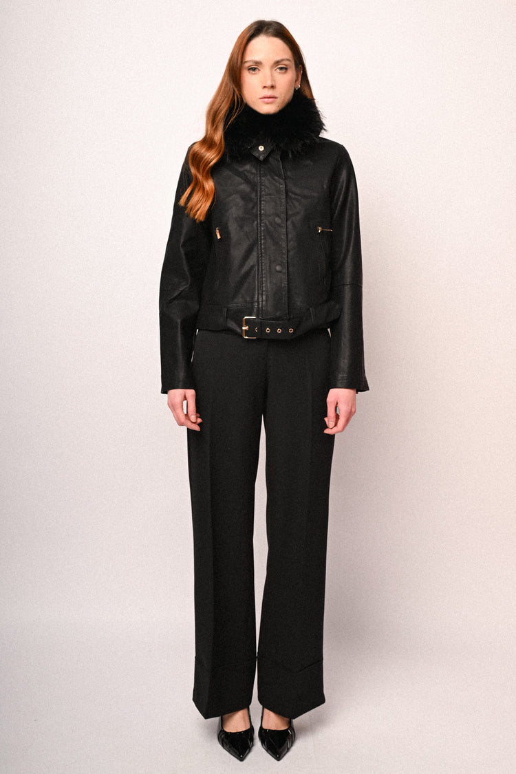 Giacca in similpelle con collo in faux fur