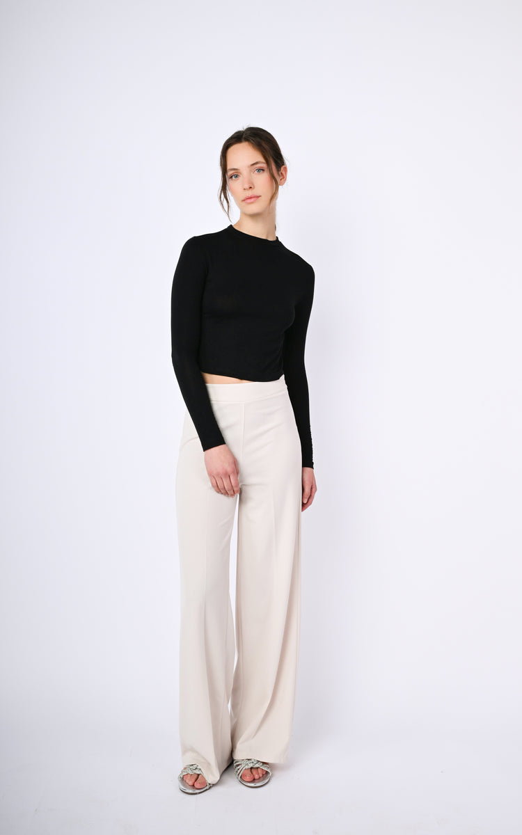 Top crop a maniche lunghe