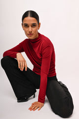 Blusa drappeggiata e arricciata