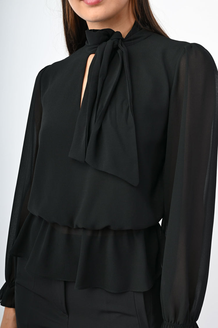Casacca con laccio