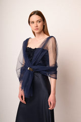 Coprispalle in tulle blu con fibbia oro