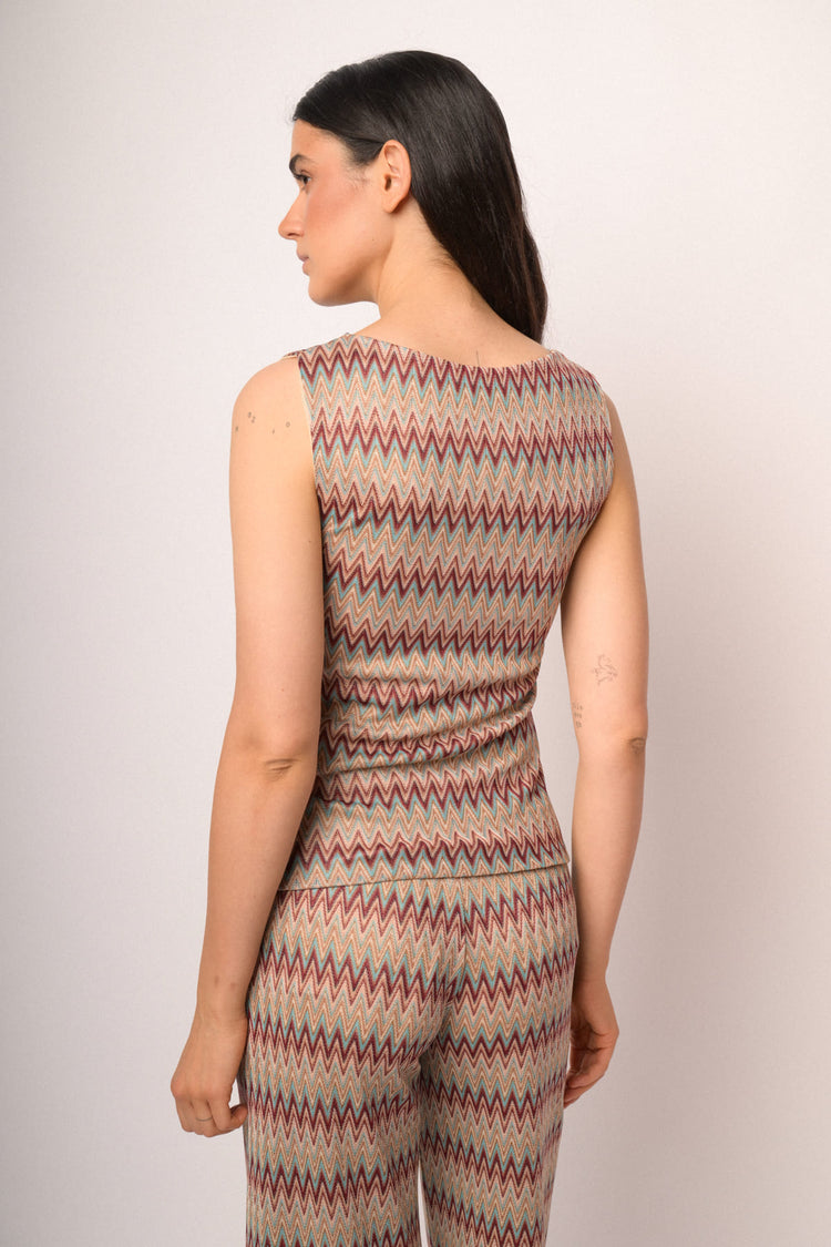 Top multicolor a motivo zig-zag