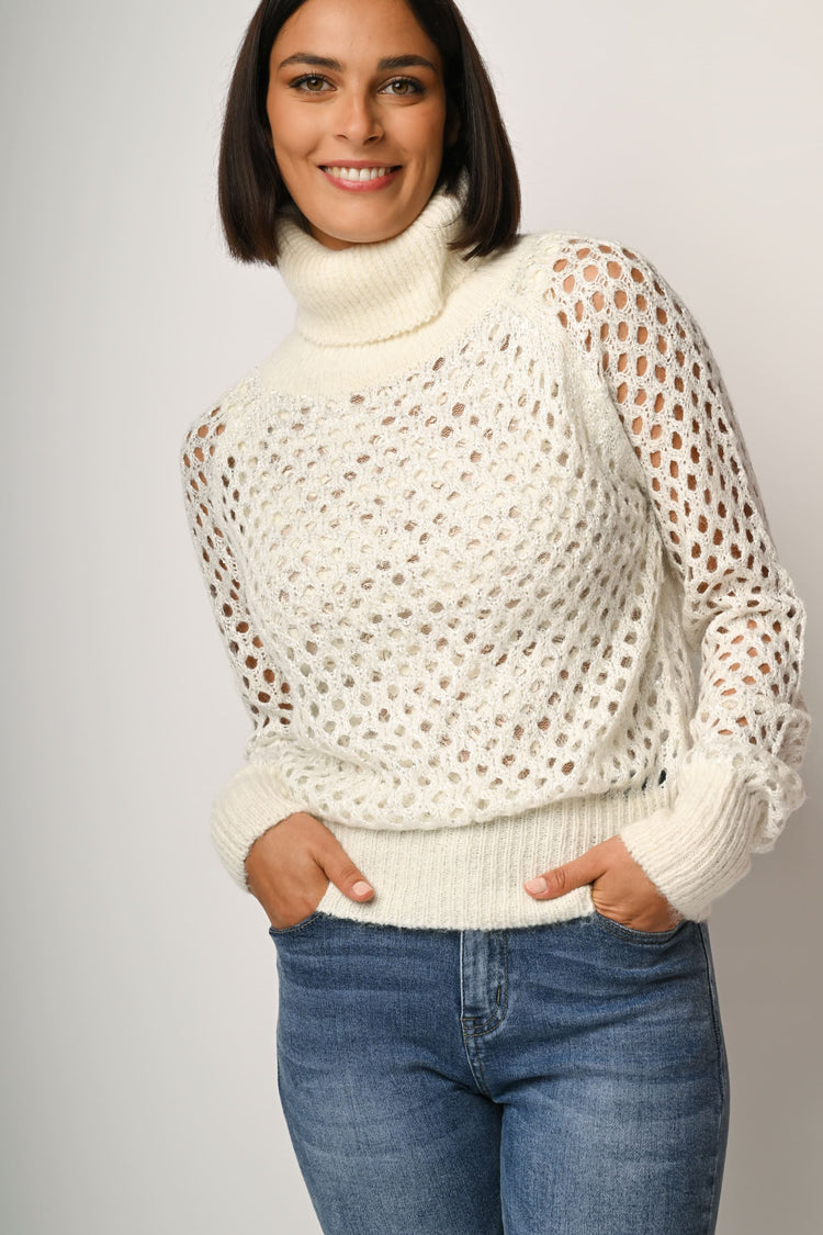 Dolcevita in maglia crochet
