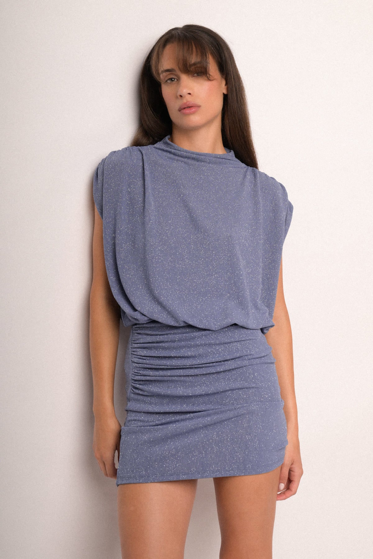 Mini abito in jersey azzurro glitter arricciato