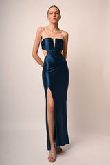 Abito lungo in raso con cut-out