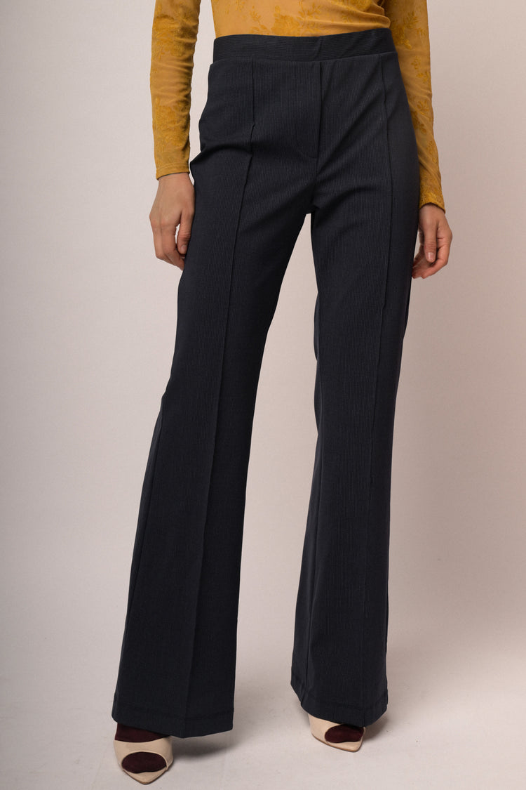 Pantaloni svasati misto cotone blu a righe