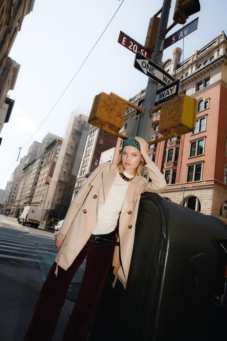 Trench corto in faux suede