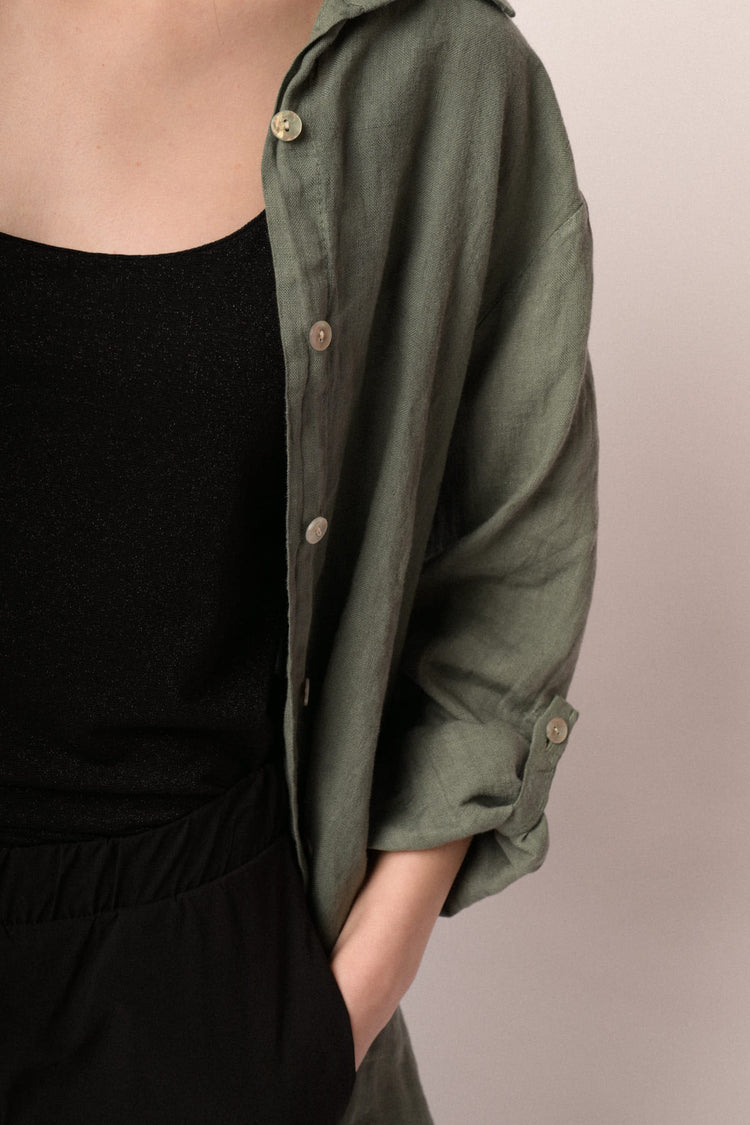 Camicia oversize in lino verde