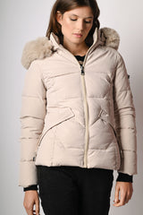 Piumino con cappuccio in faux fur