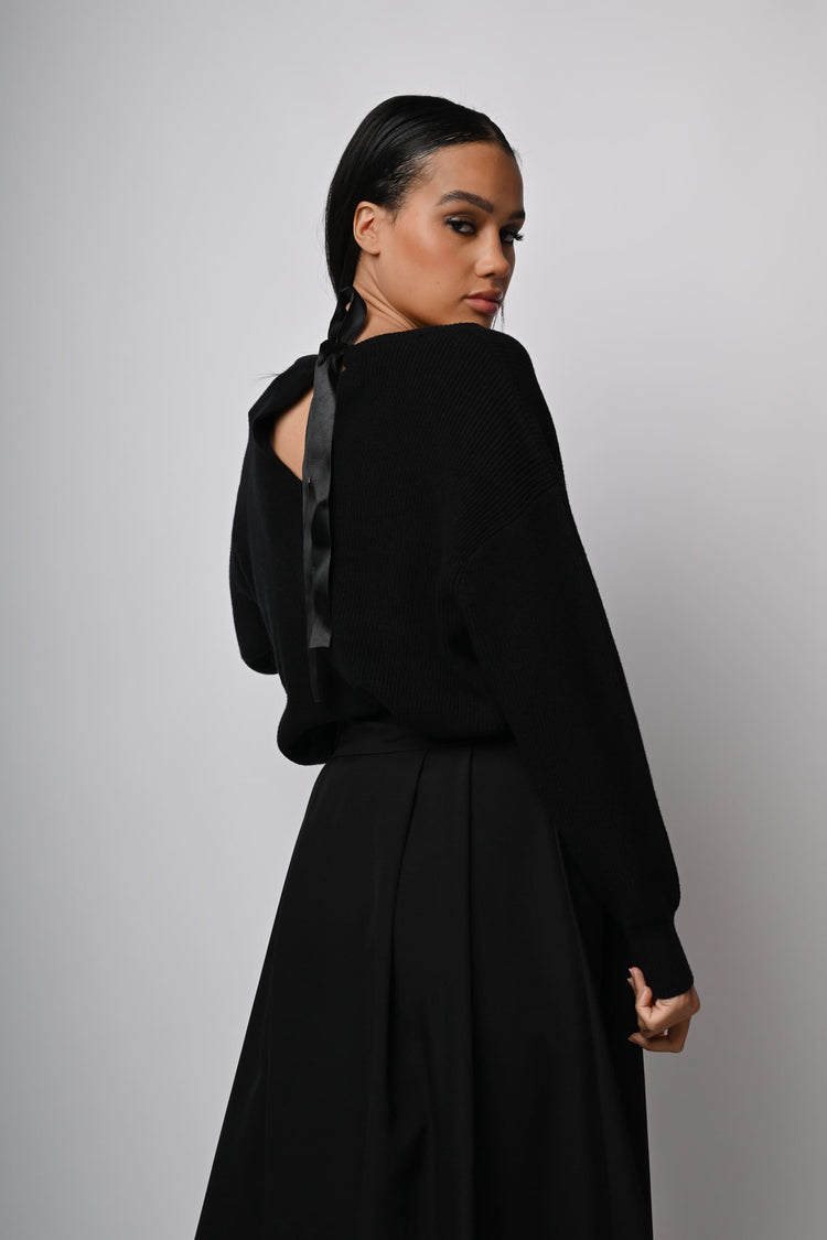 Pull con fiocco sul retro