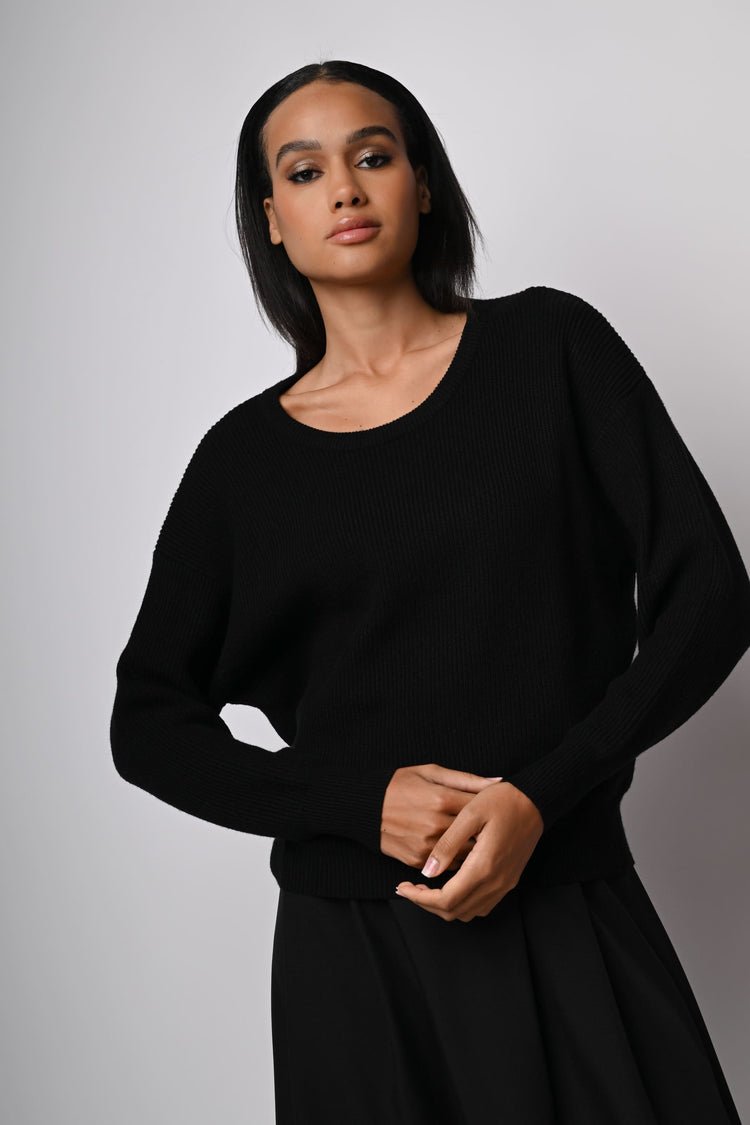 Pull con fiocco sul retro