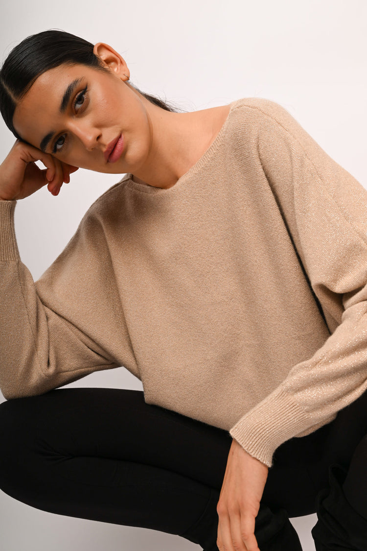 Pull con fiocco sul retro