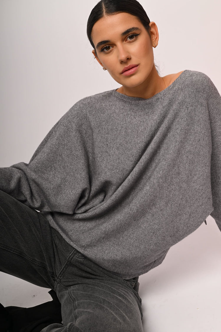 Pull con fiocco sul retro