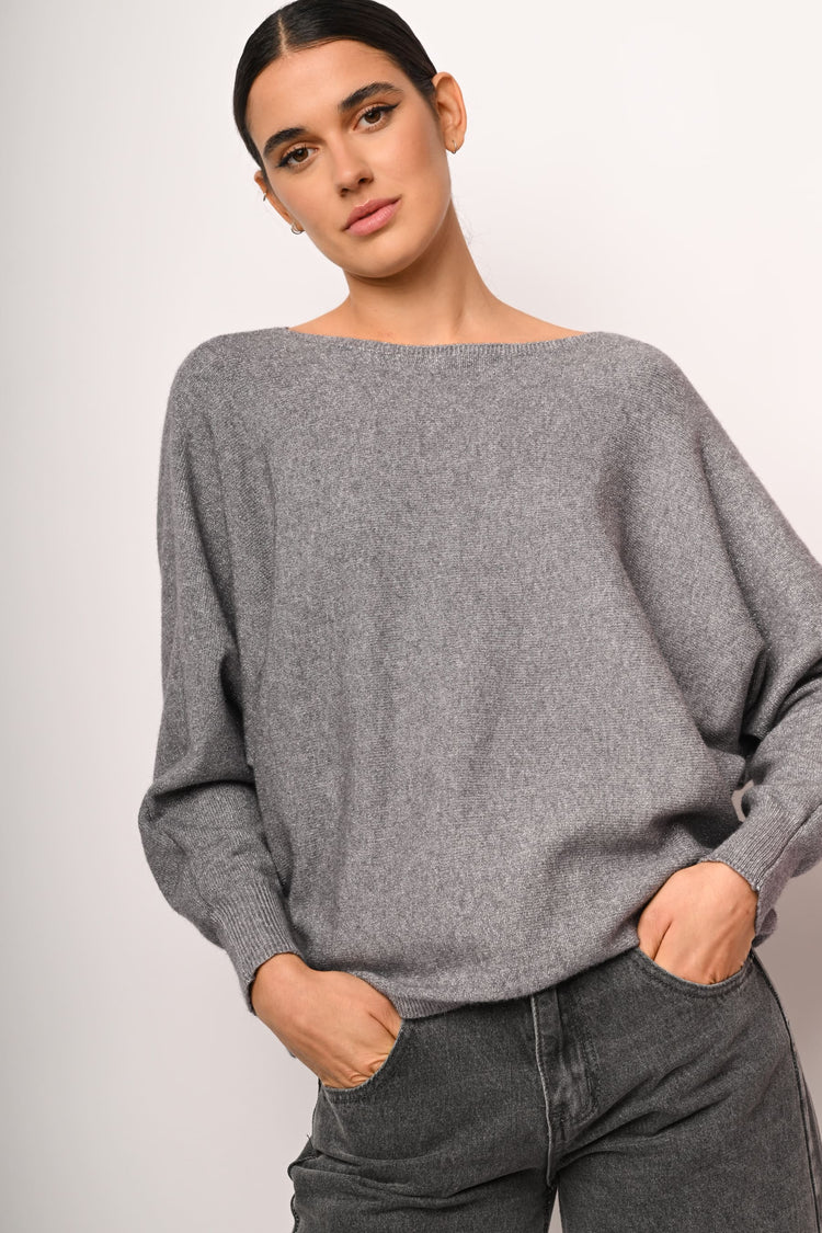 Pull con fiocco sul retro