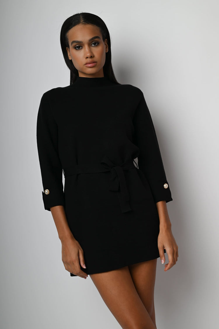 Mini abito in maglia con cintura