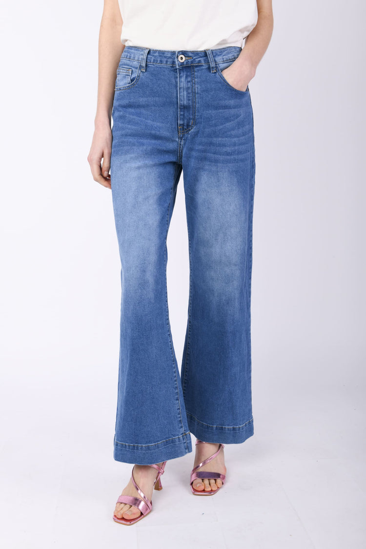 Jeans a gamba ampia
