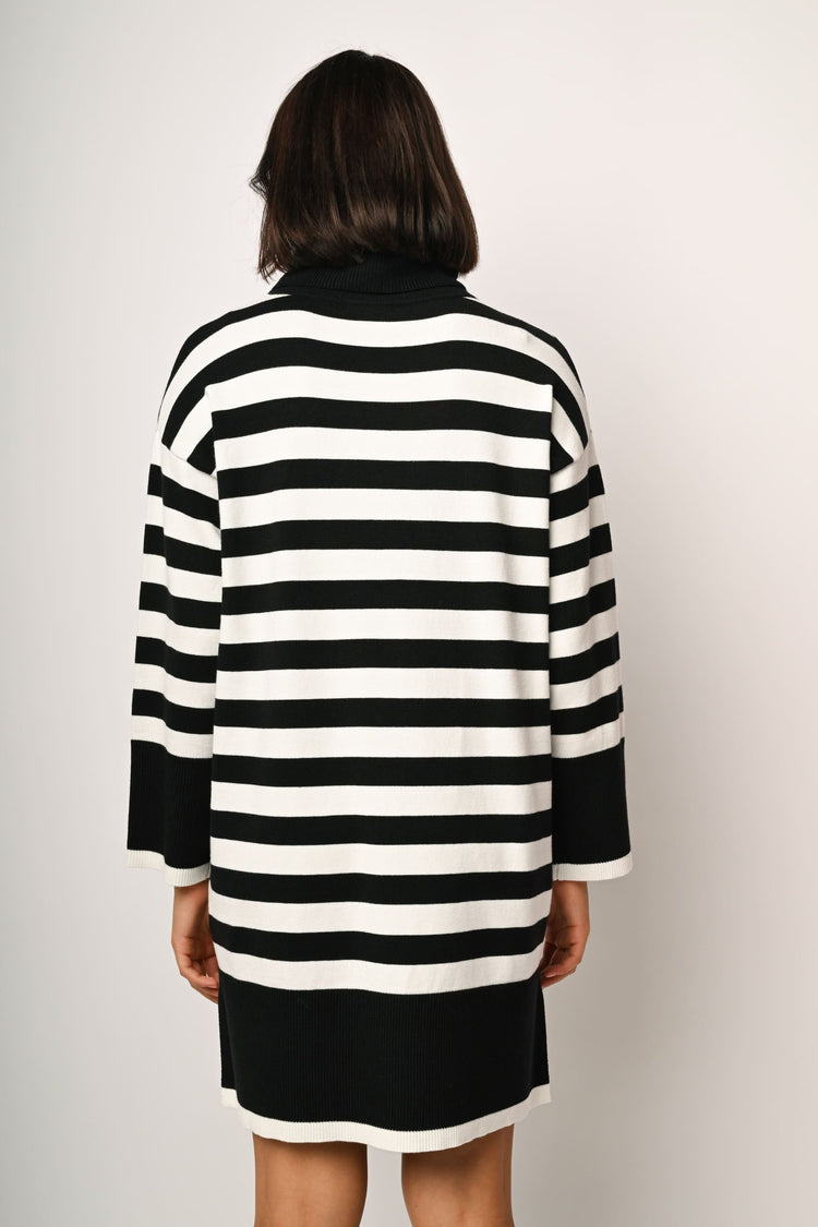 Abito in maglia a righe