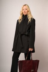 Cappotto con cinta e zip oro