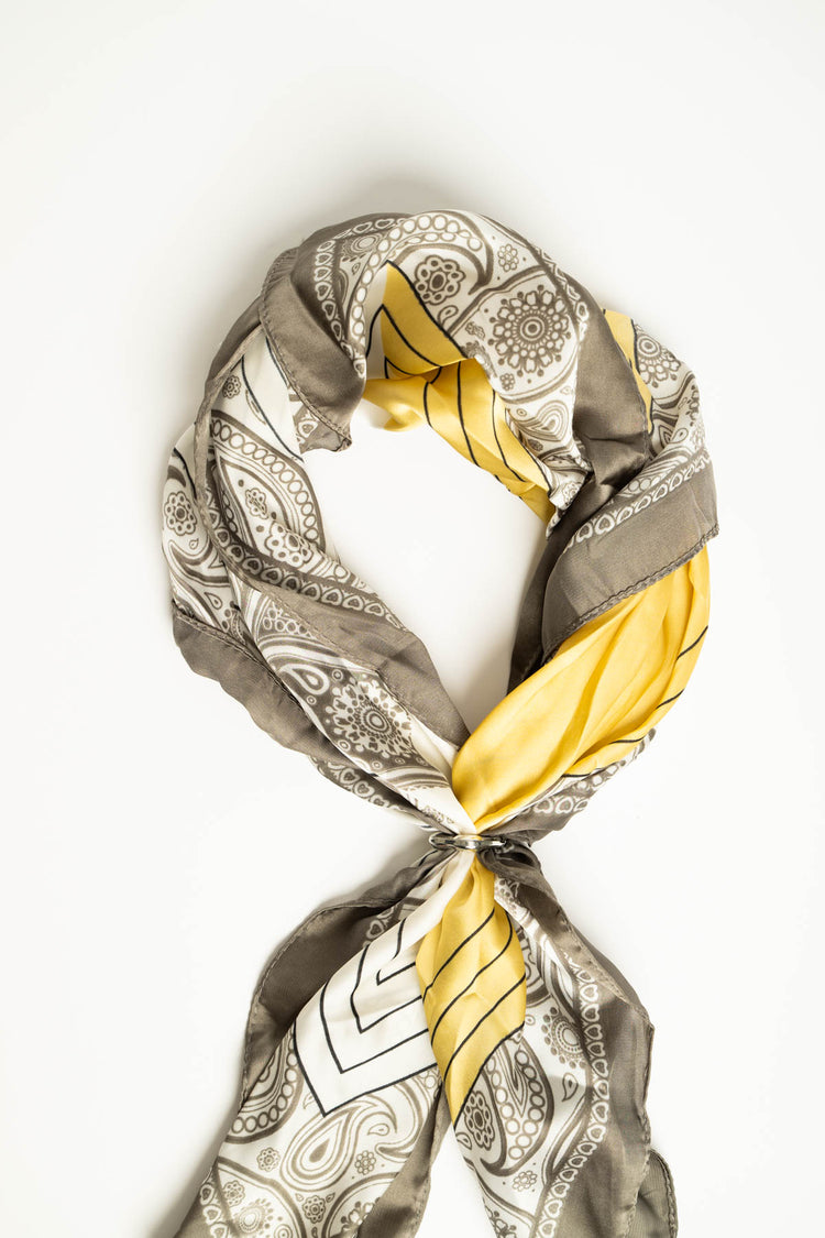 Foulard a stampa etnica multicolor