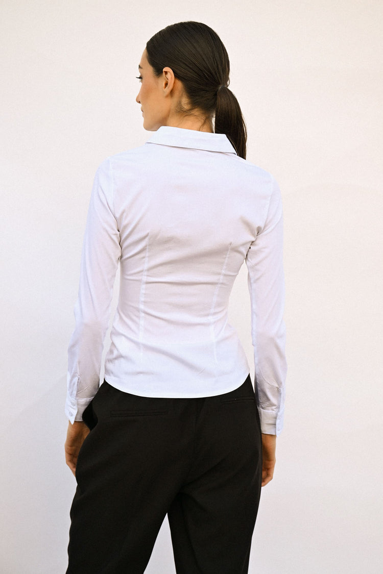Camicia con arricciatura e cristalli