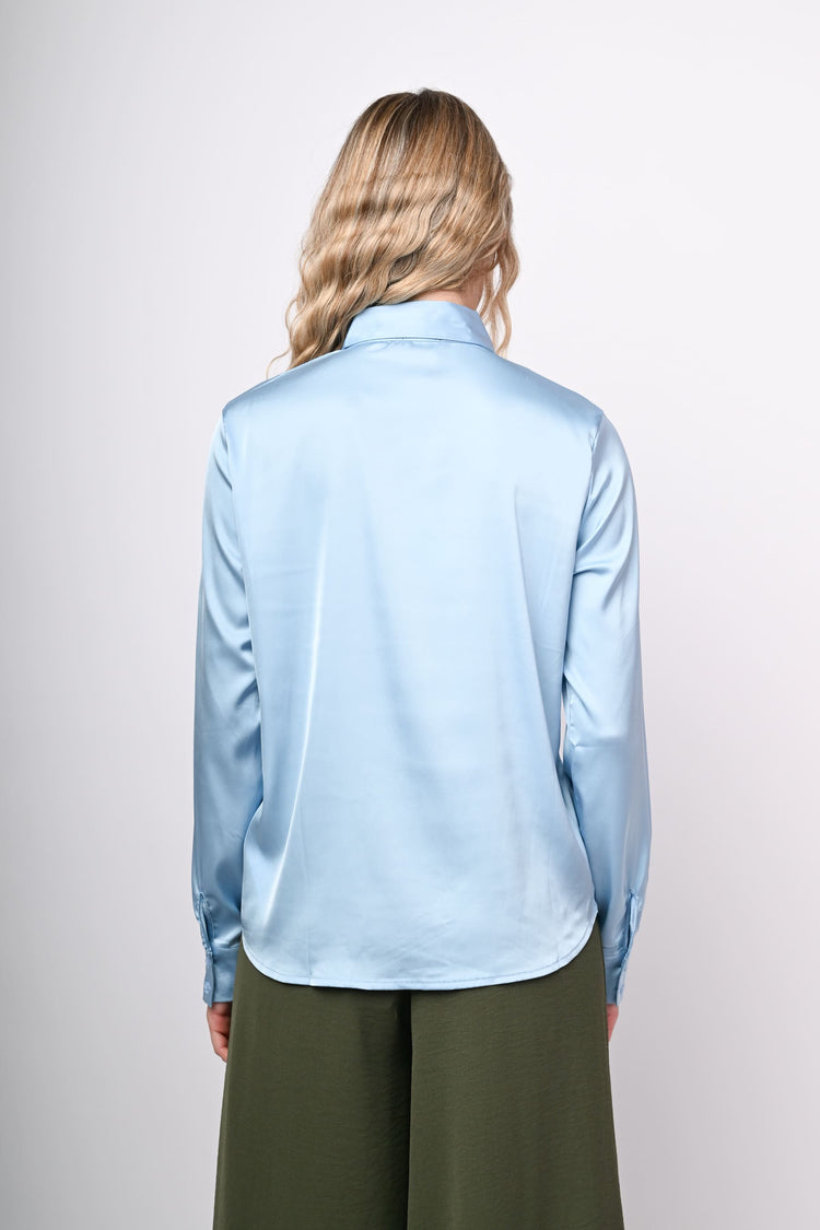 Camicia in raso con colletto gioiello