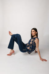 Jeans svasati con bottoni gioiello