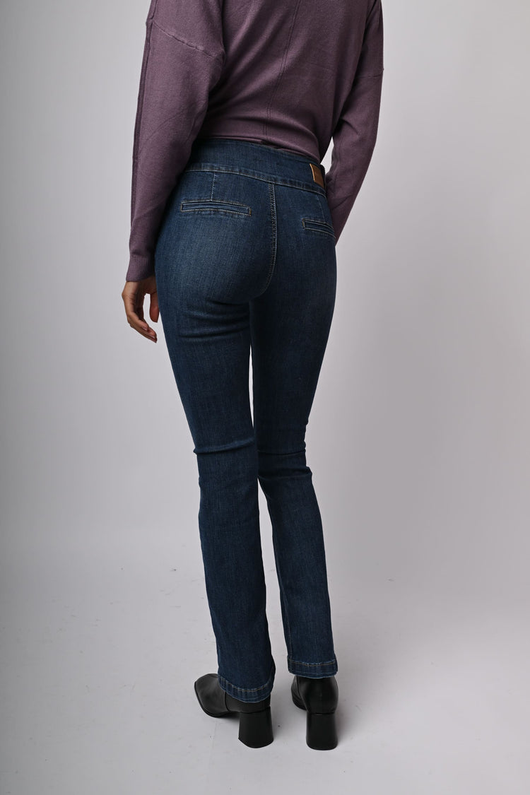 Jeans svasati con bottoni