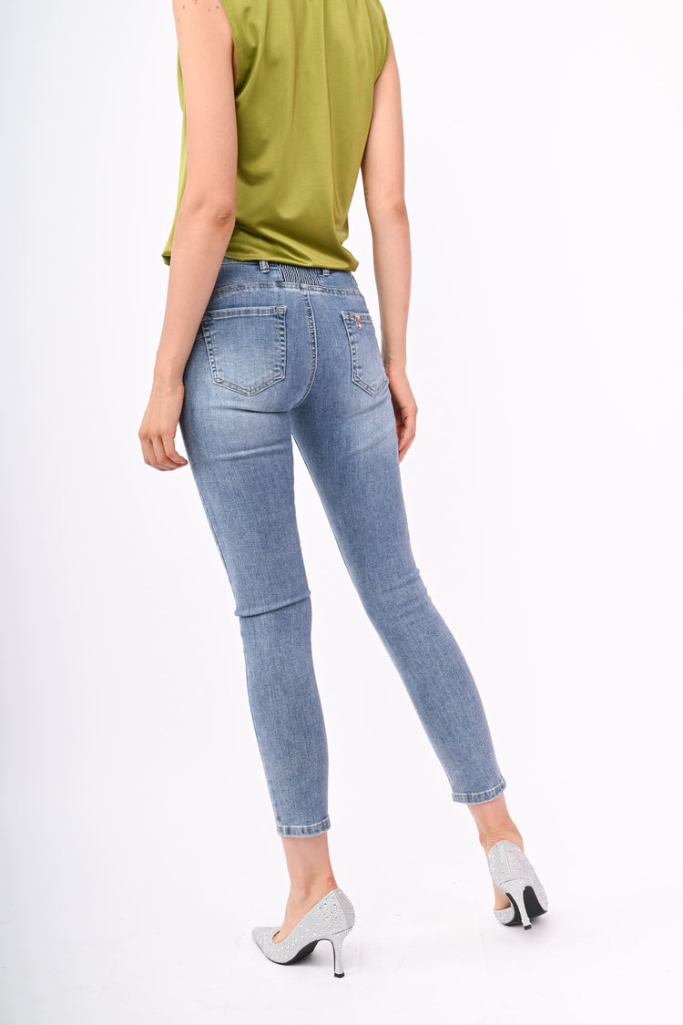 Jeans skinny con strass all-over