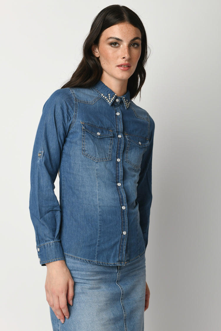 Camicia in denim con strass al colletto