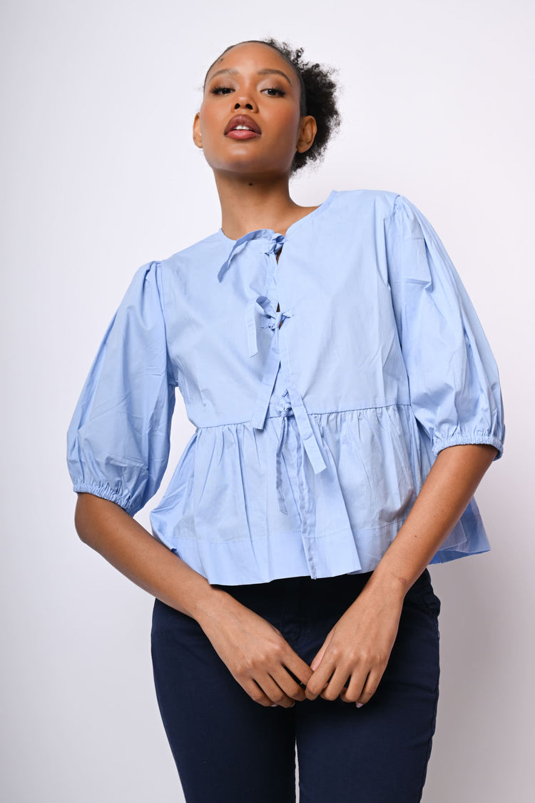 Blusa con laccetti