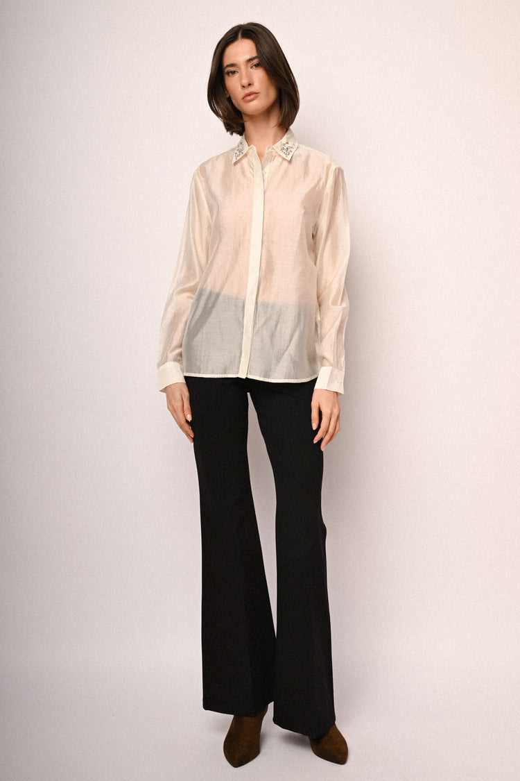 Camicia misto lyocell con colletto gioiello