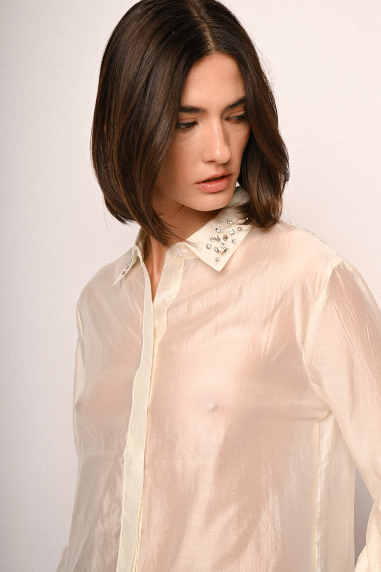 Camicia misto lyocell con colletto gioiello