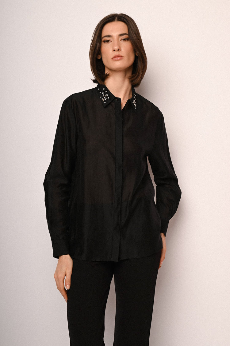Camicia misto lyocell con colletto gioiello