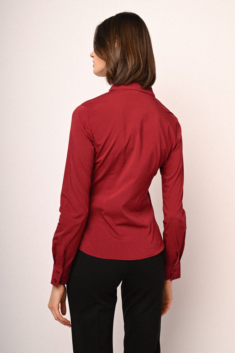 Camicia con strass sul colletto
