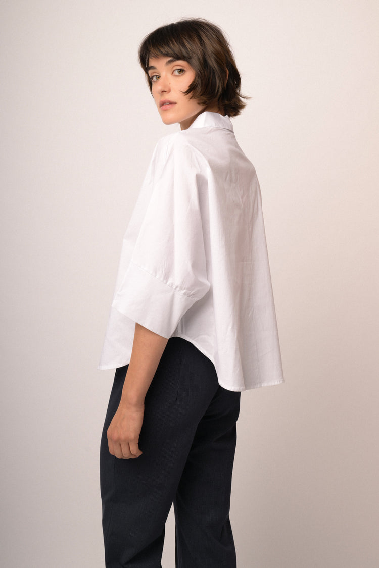Camicia oversize in cotone bianco
