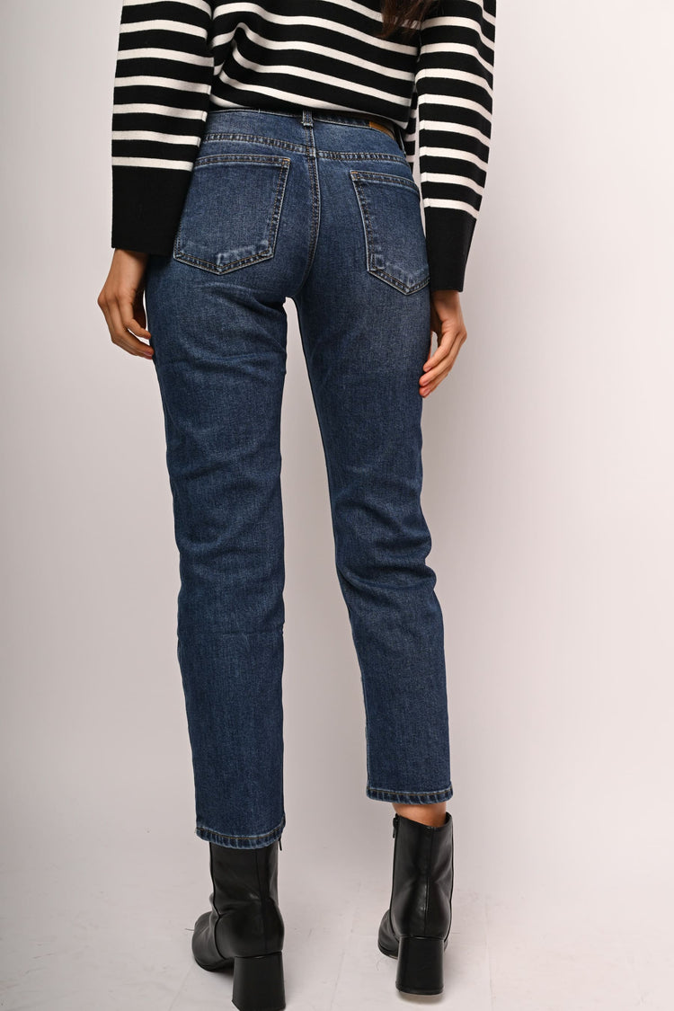 Jeans mom