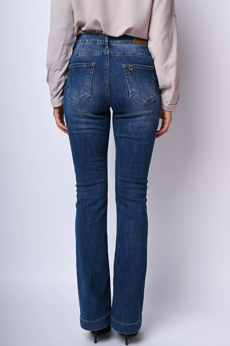 Jeans a zampa con bottoni gioiello