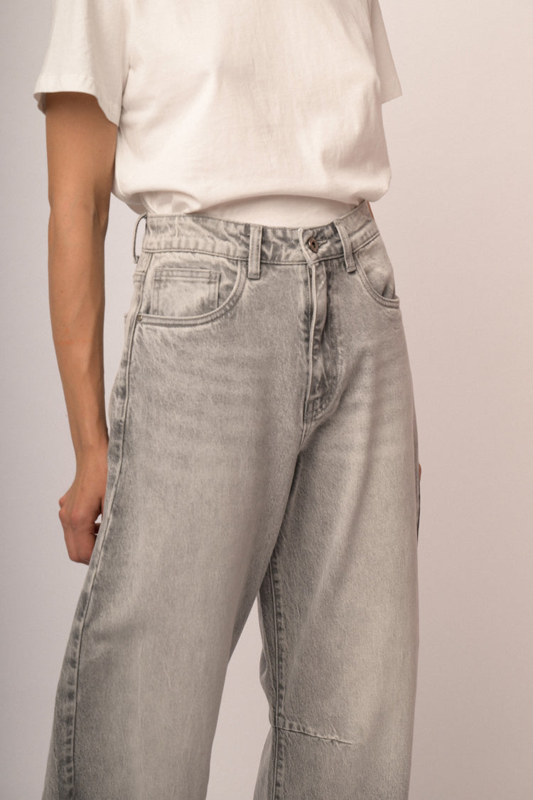 Jeans Barrel in denim grigio