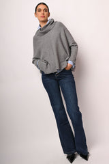 Jeans a gamba ampia con risvolto
