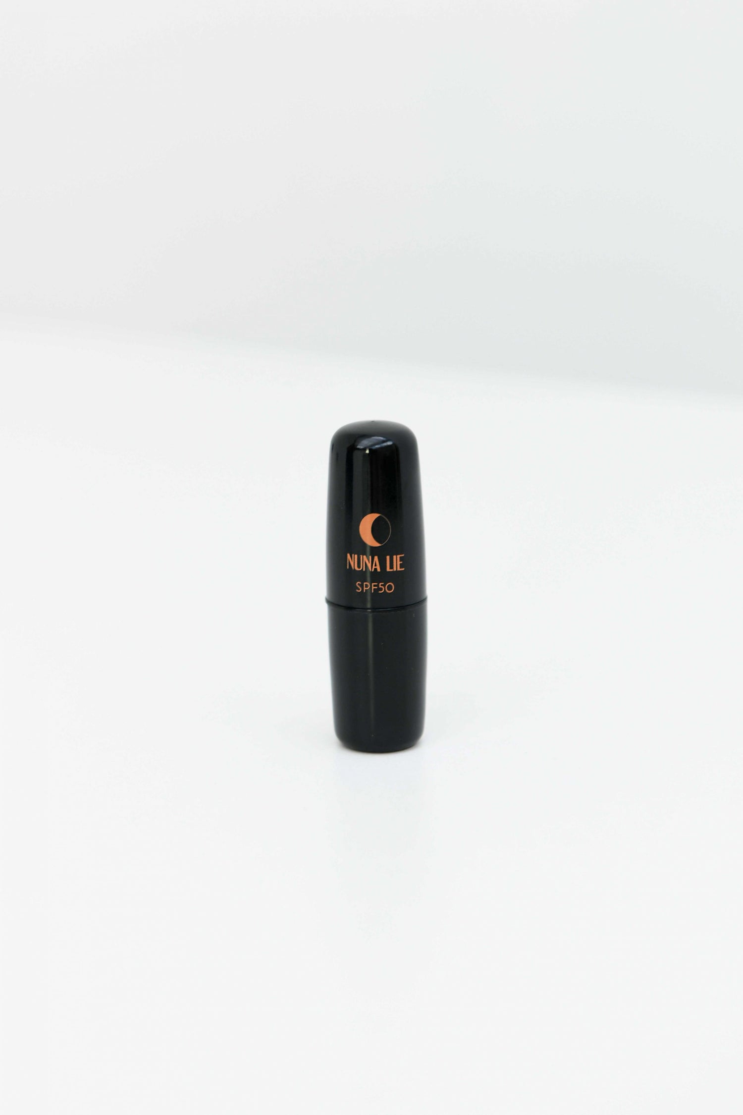 NL42105LIPBALM-21_263493_2