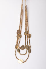 Collana multifili con piastre